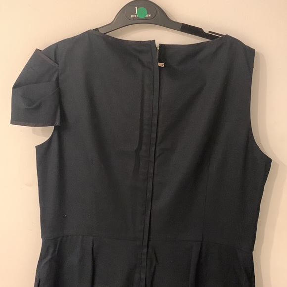 Beautiful Red Valentino dress - Picture 3 of 5